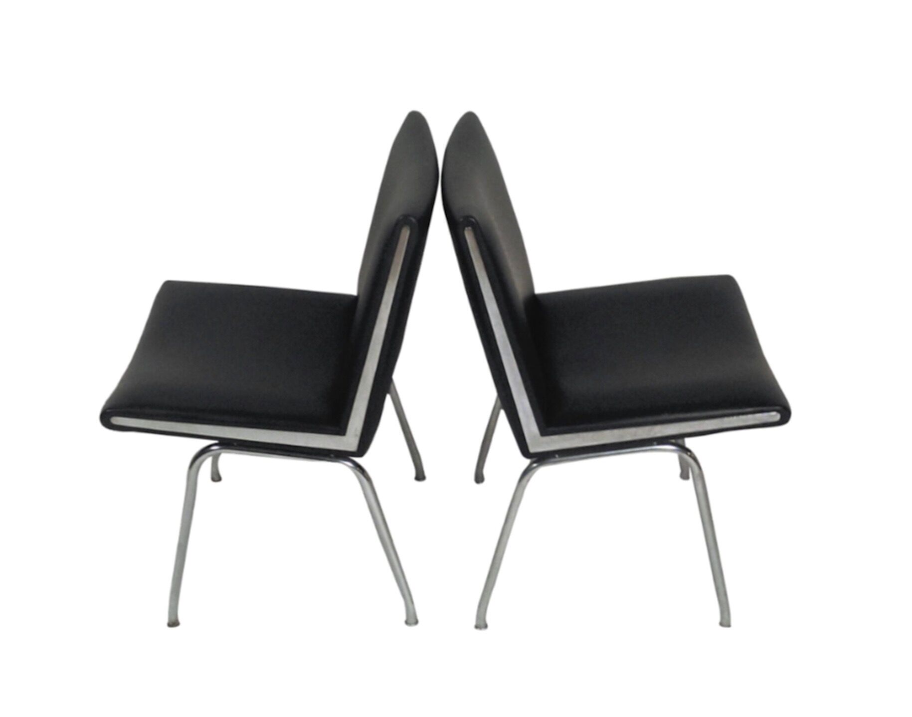 Paire de chaises Lufthavn par Hans Wegner