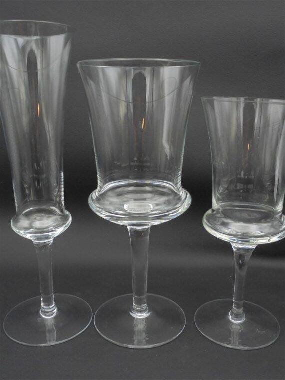 Set of 24 stemmed glasses