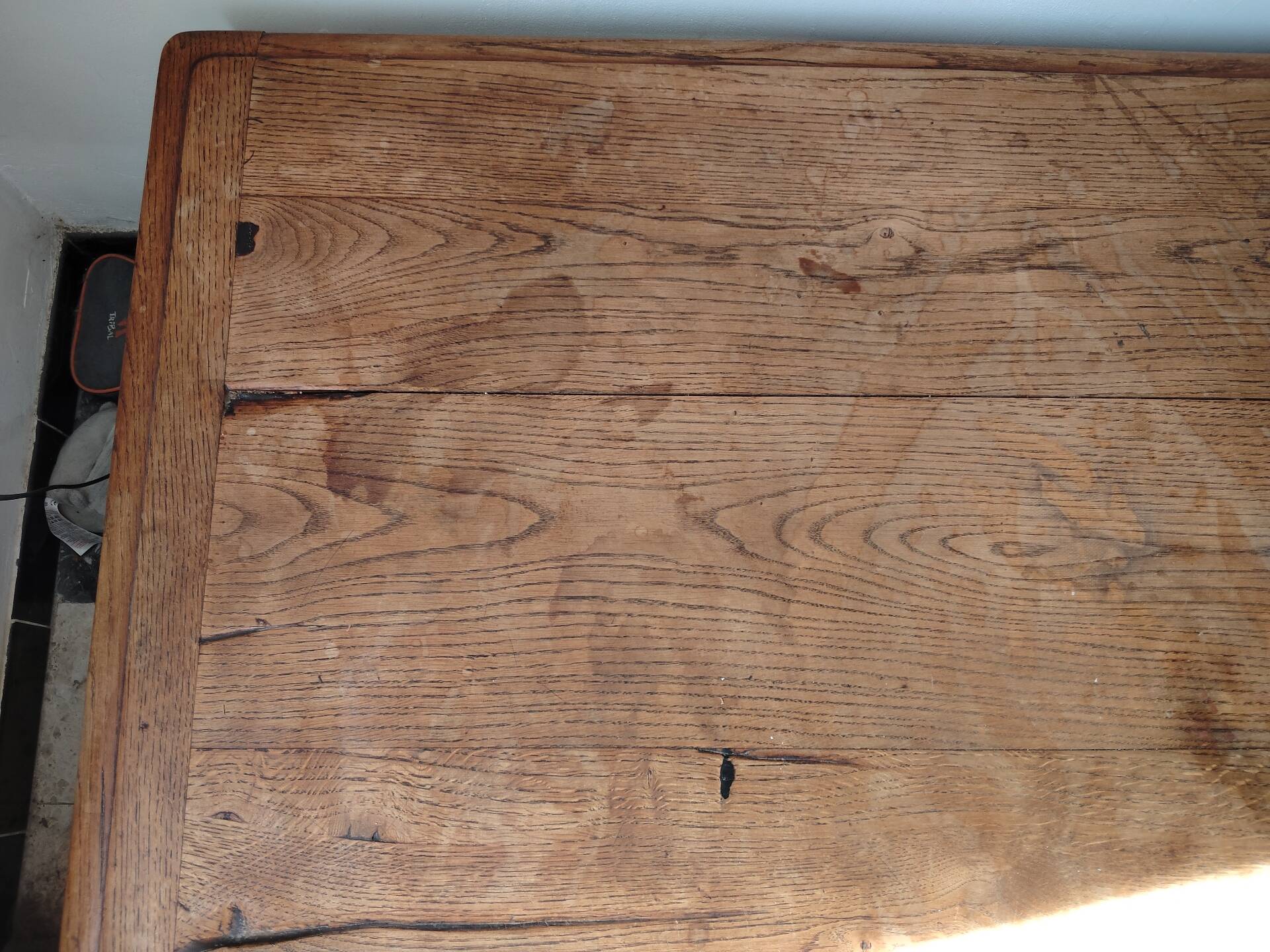 Rustic oak coffee table – Apothecary spirit – 19th century