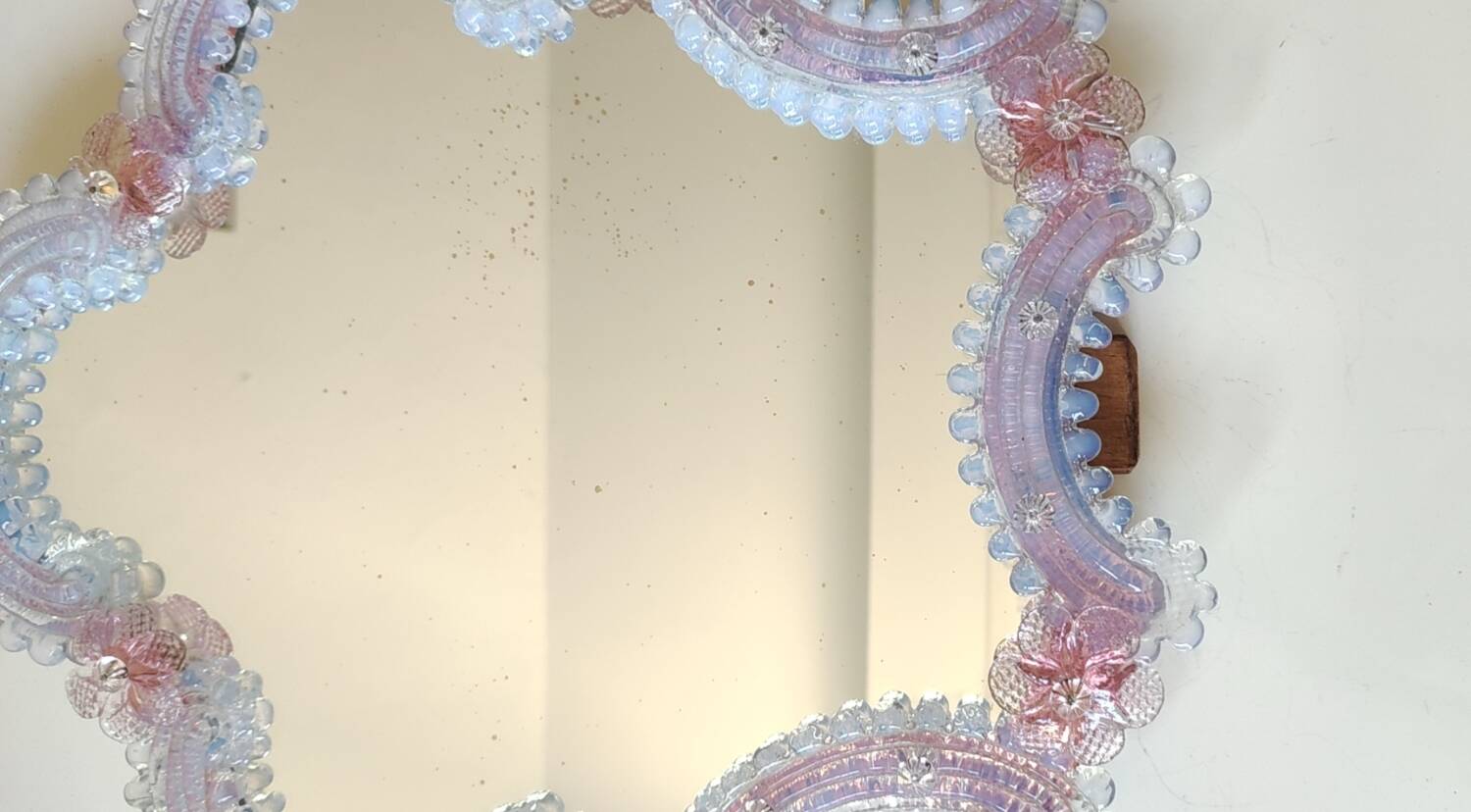 Iridescent blown glass mirror table/dressing table Murano. Floral patterns.