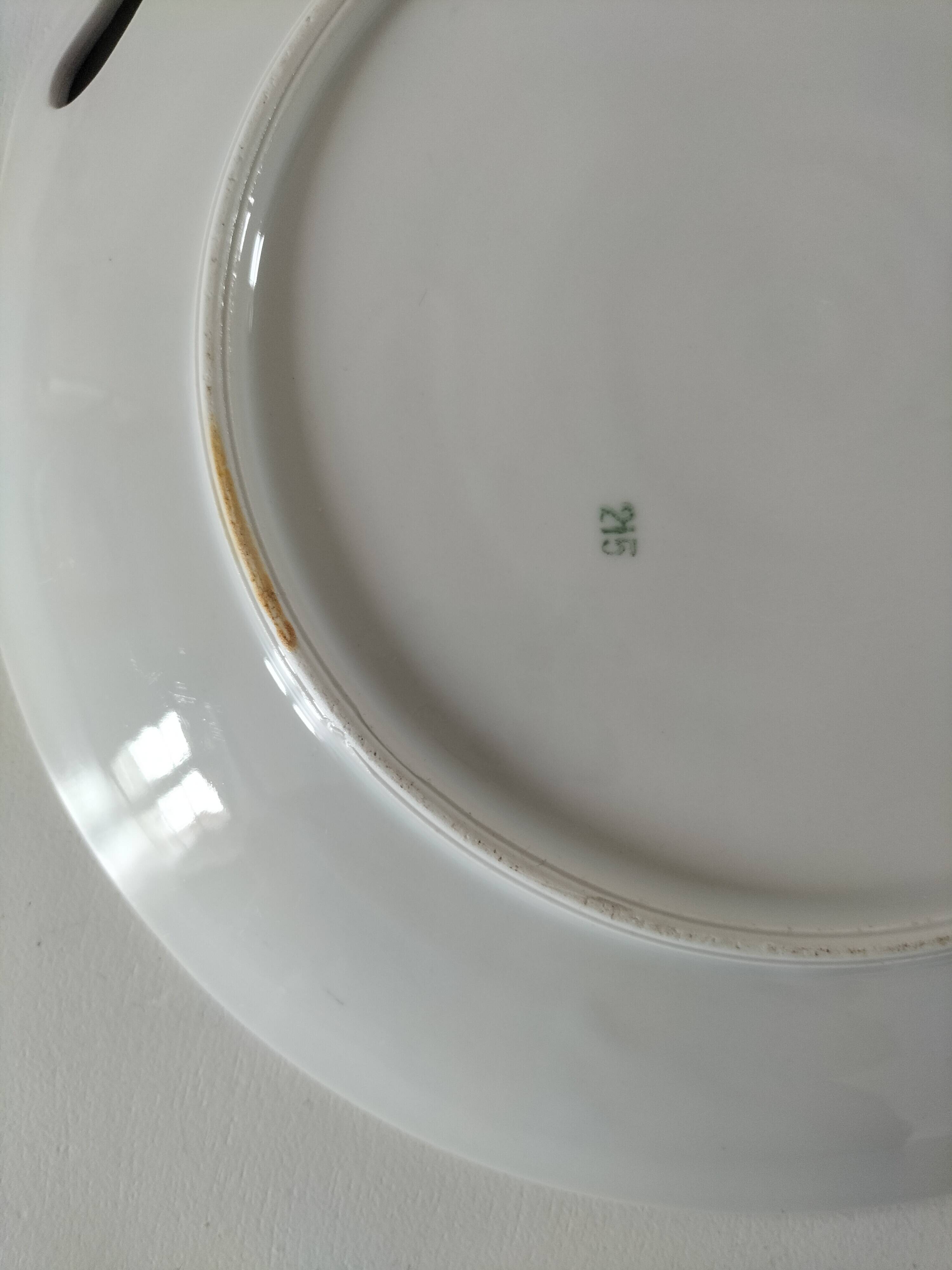Porcelain dish with Japanese floral decoration – circa 1920