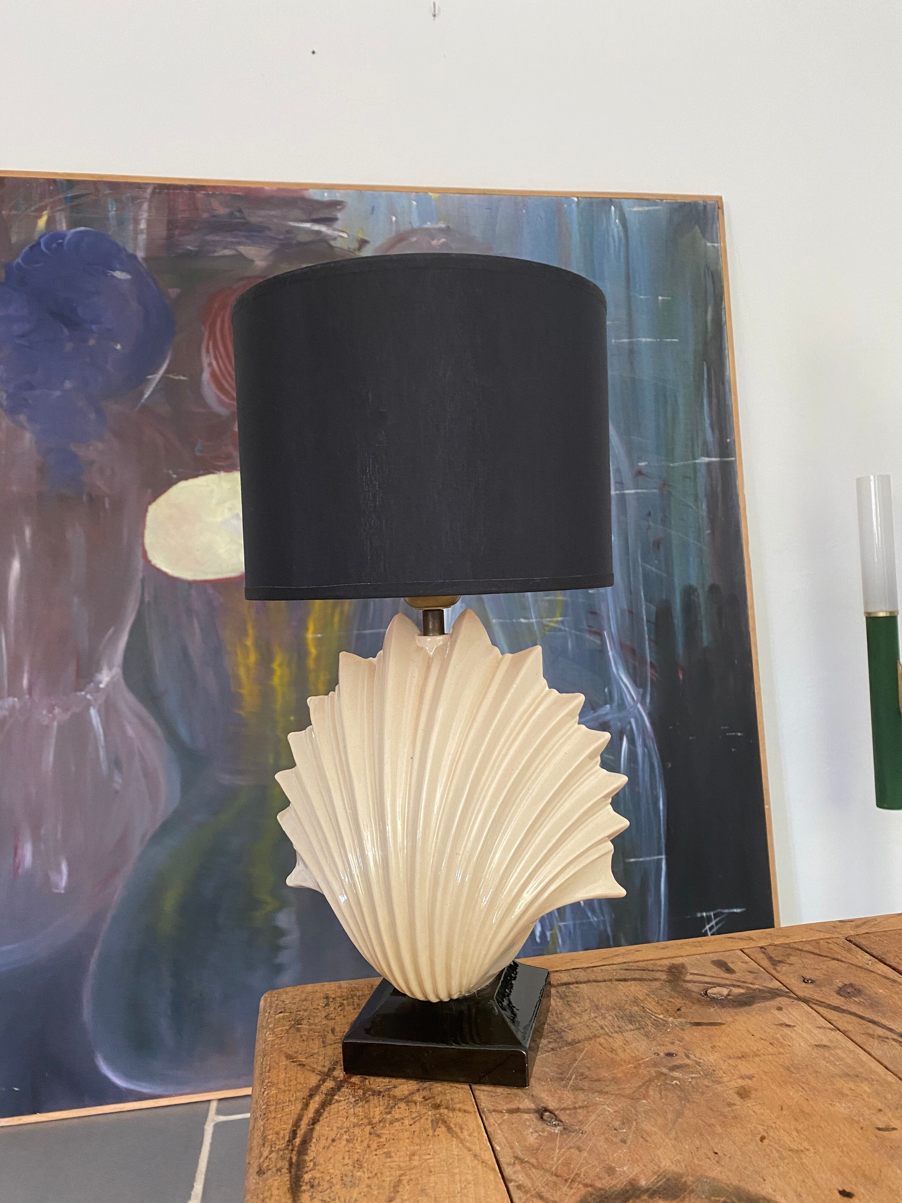 Vintage ceramic shell lamp 80s