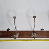 Antique wall-mounted coat rack in wood and metal with 4 hooks, 66 cm