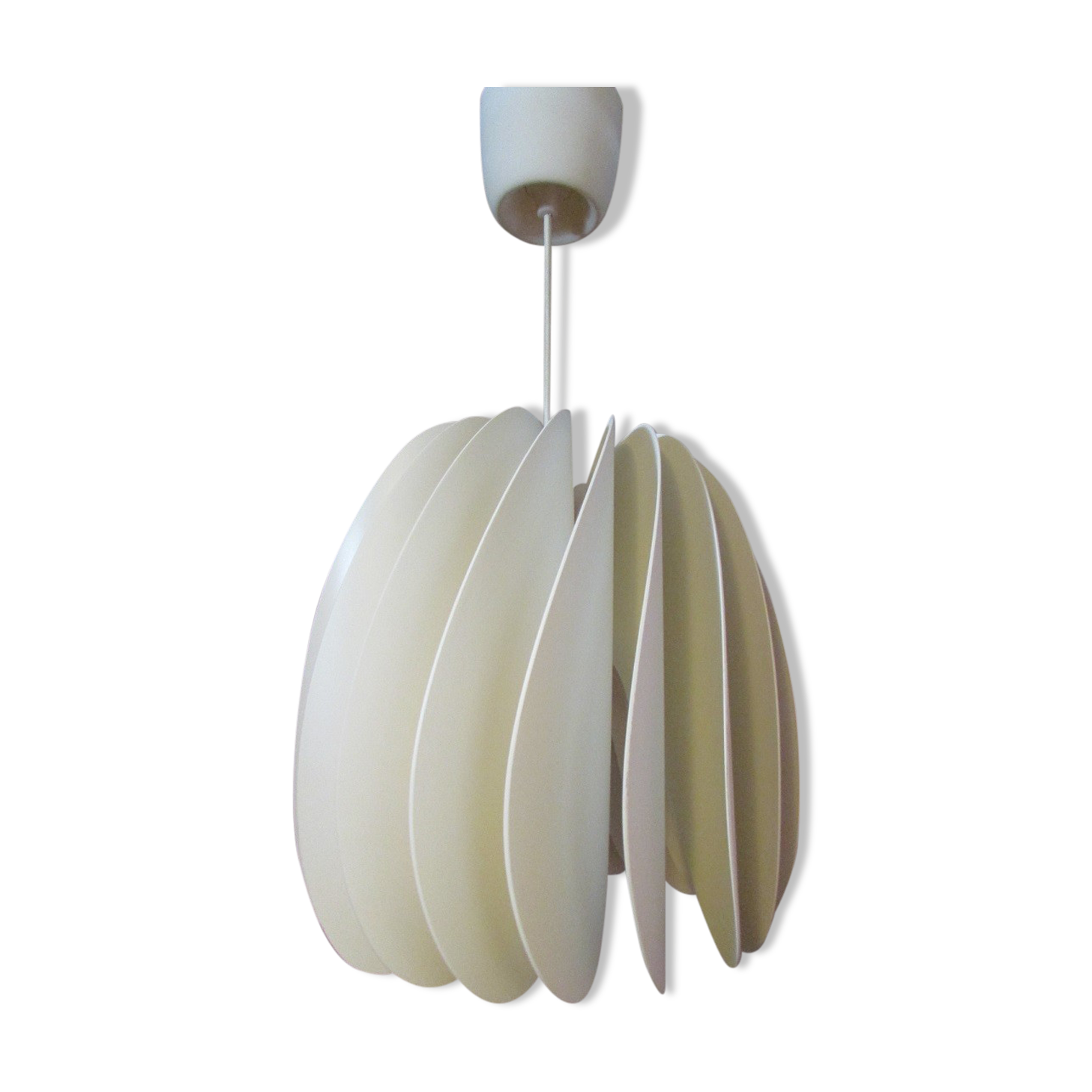 Modern pendant lamp