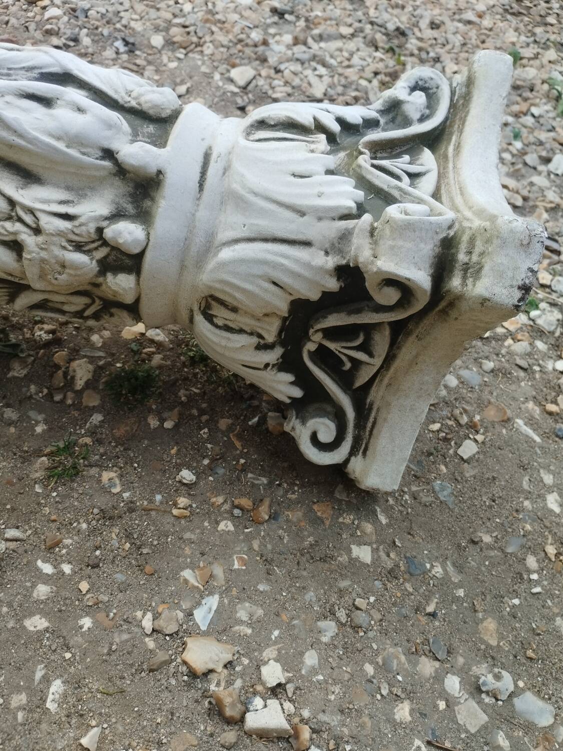 Vintage antique stone Medici garden planters