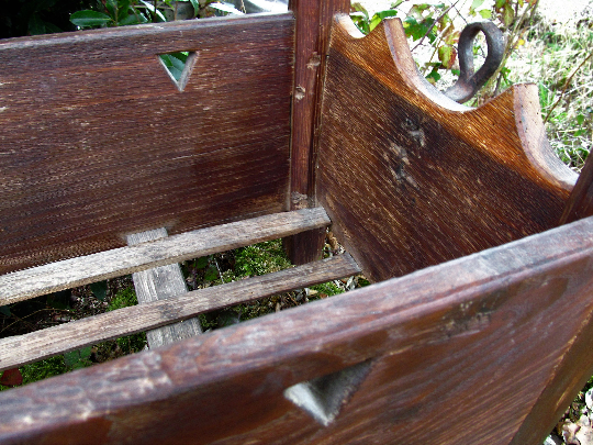 Berceau antique Français balançant 1900