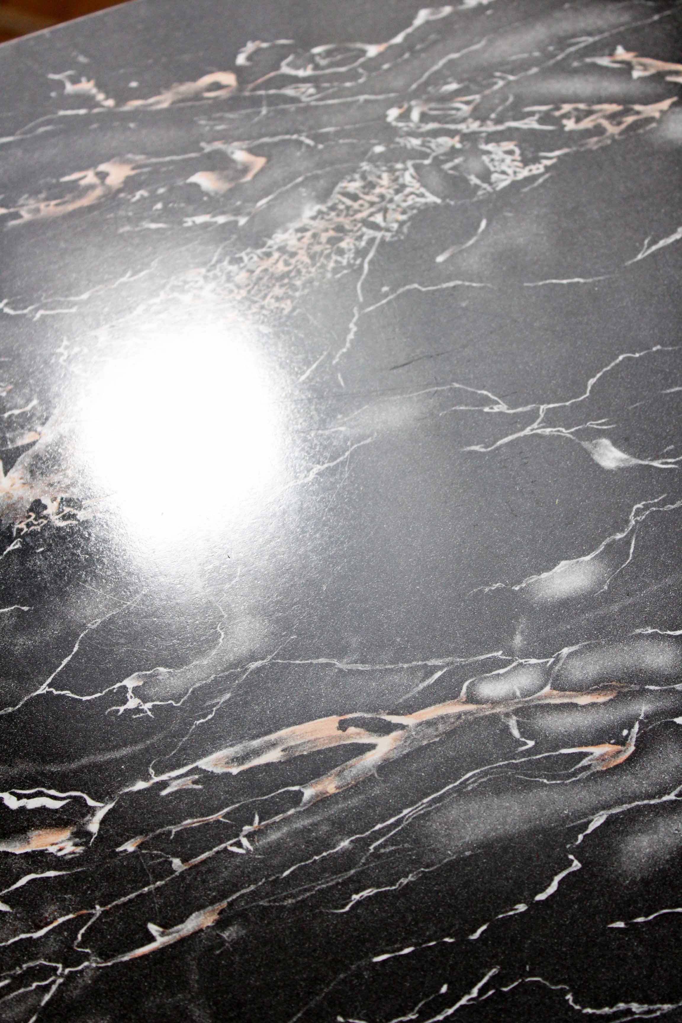 Table with compass feet from the 70s with "rise and fall" system