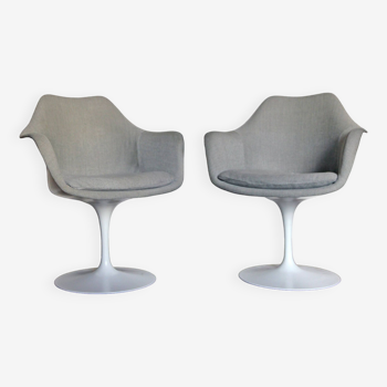 Pair of Tulip armchairs, by Eero Saarinen, Knoll International