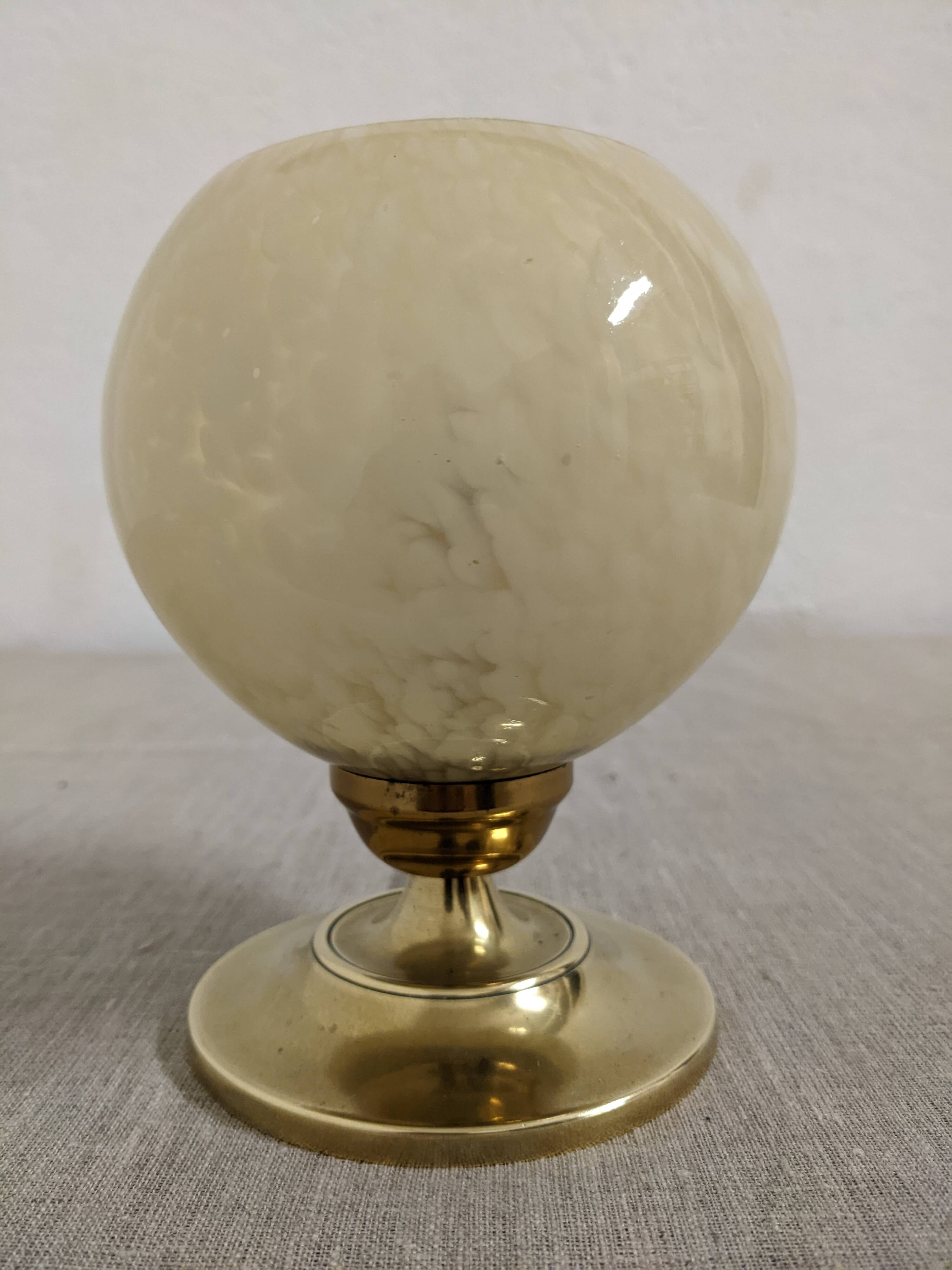 Bedside lamp or atmosphere in Art Deco style