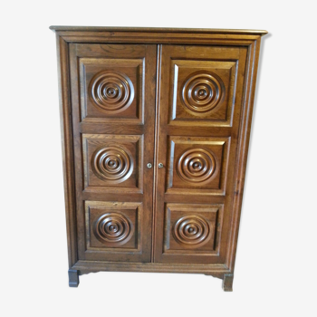 Armoire basque