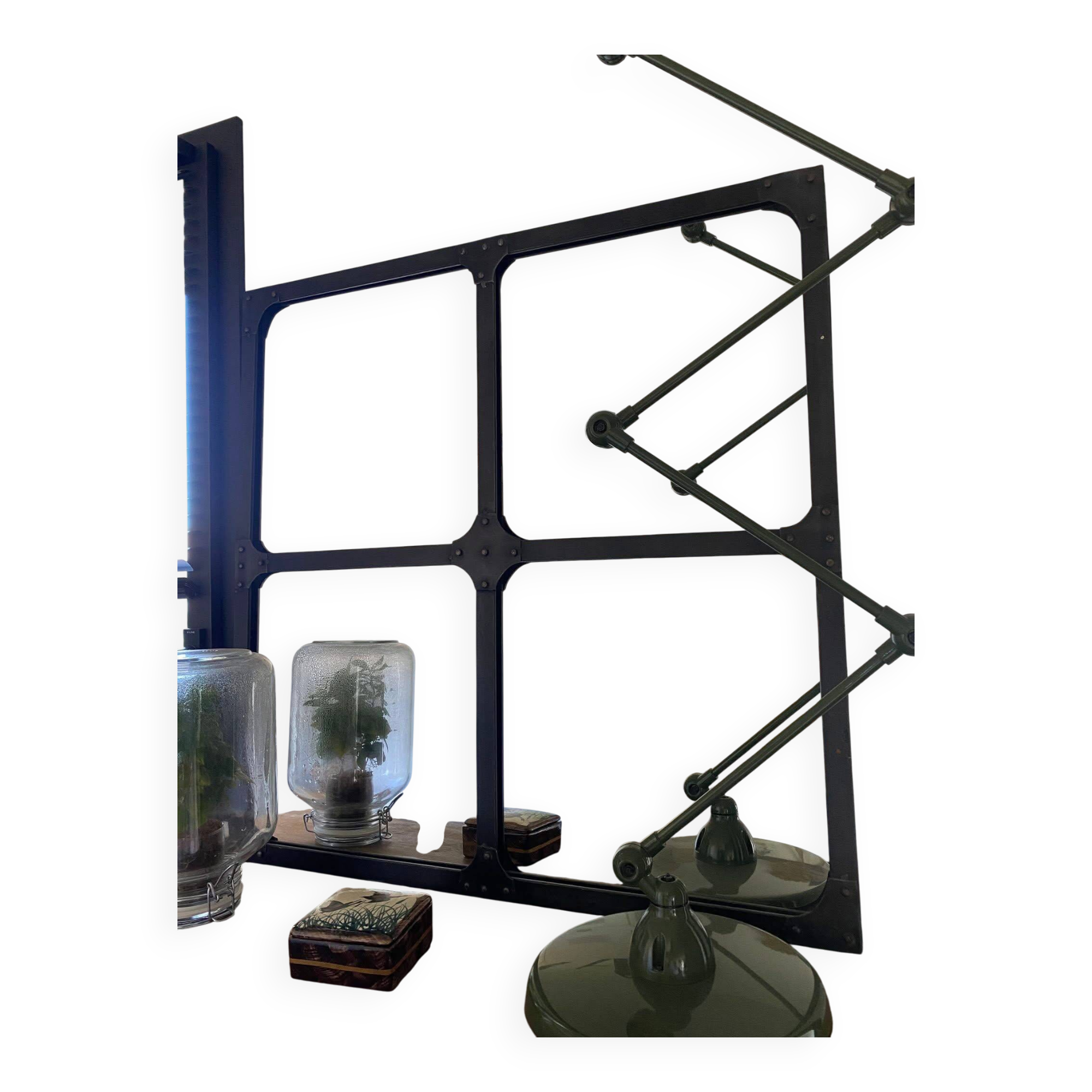 Handcrafted iron mirror