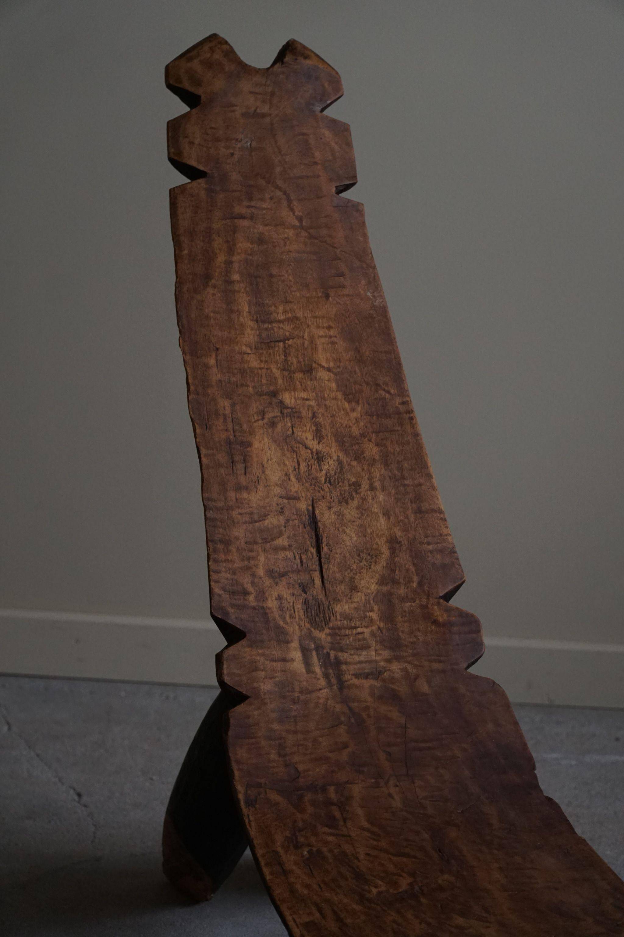 Rustic tribal Lobi chair from West Africa, Burkina Faso, Wabi Sabi, 1940s.