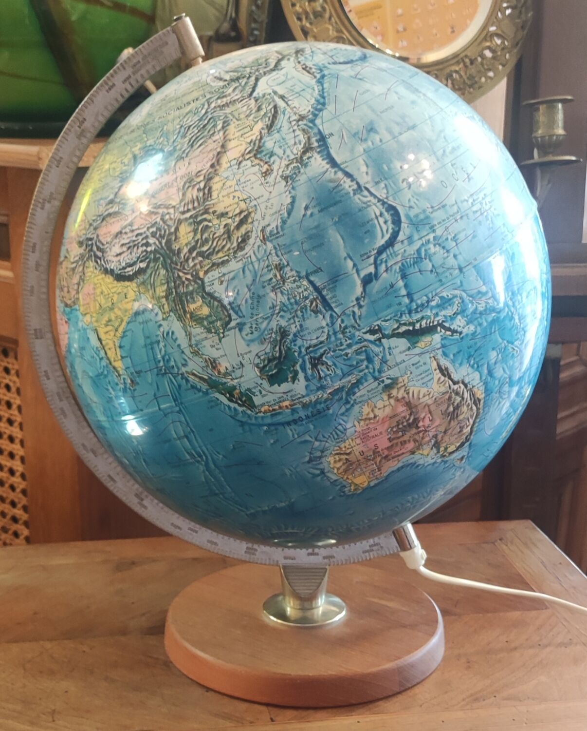 Vintage luminous globe/Scandinavian globe