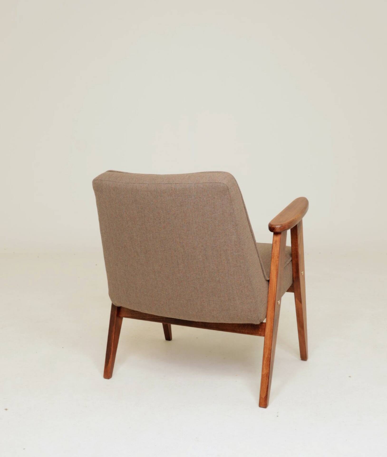 Vintage Longue chair chocolate brun design by Chierowski 366