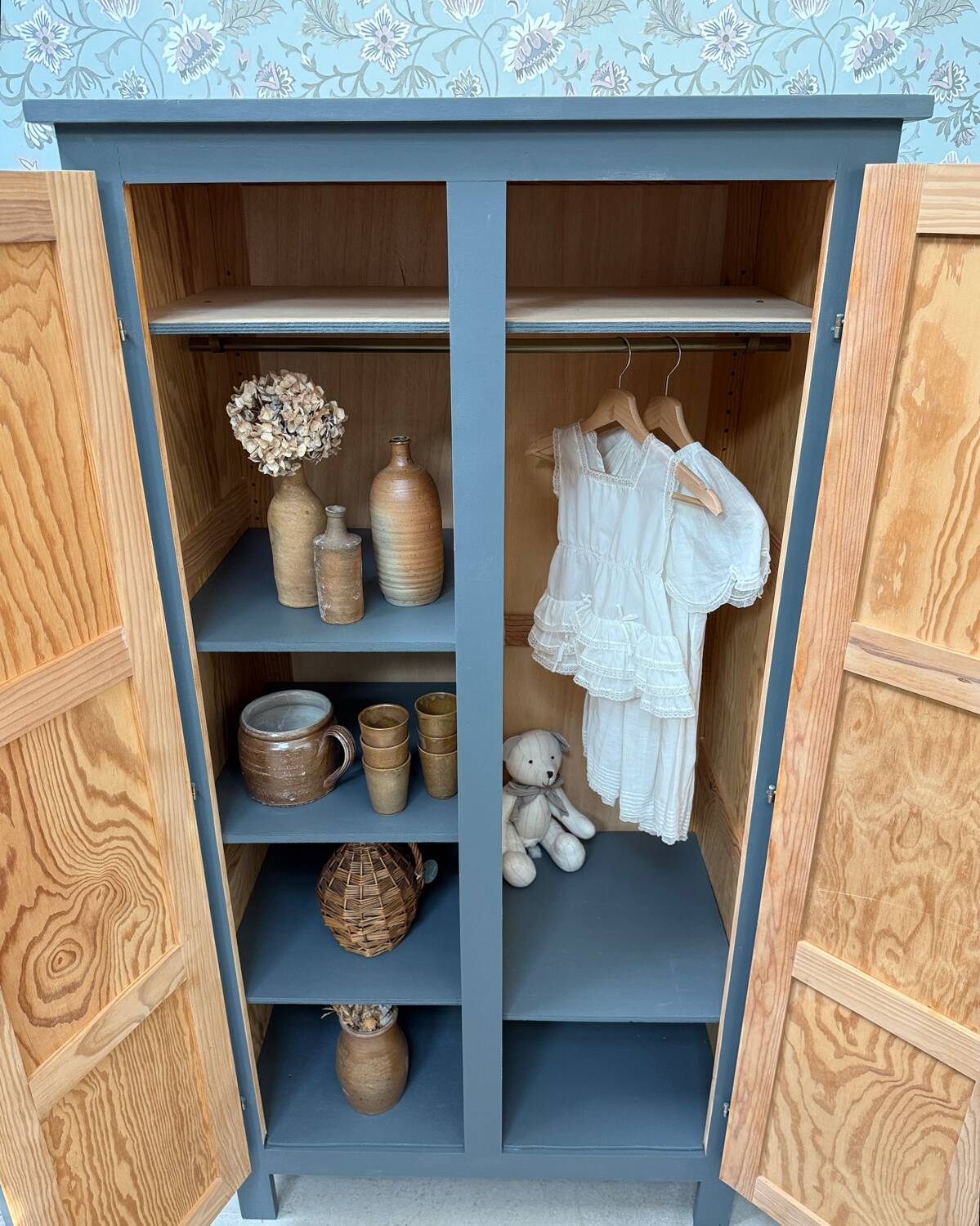 Painted Parisian wardrobe (renovated)
