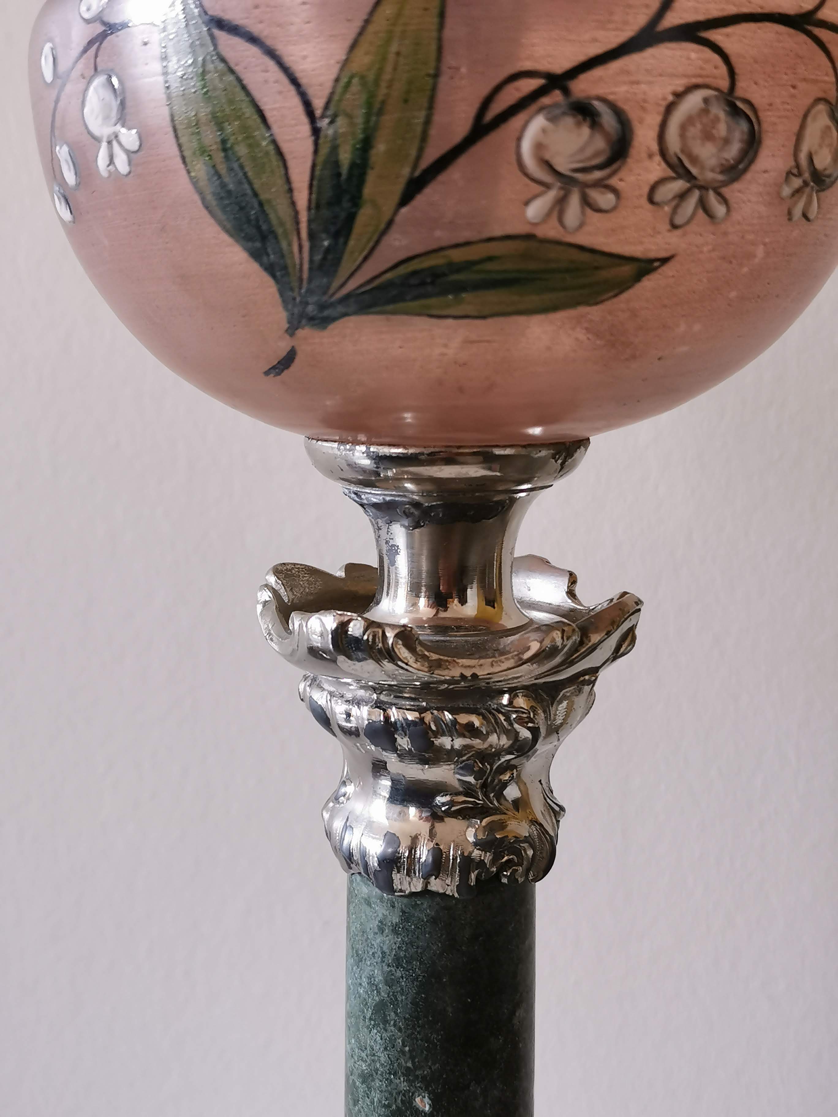 Kerosene lamp late nineteenth century mounted on Corinthian column.
