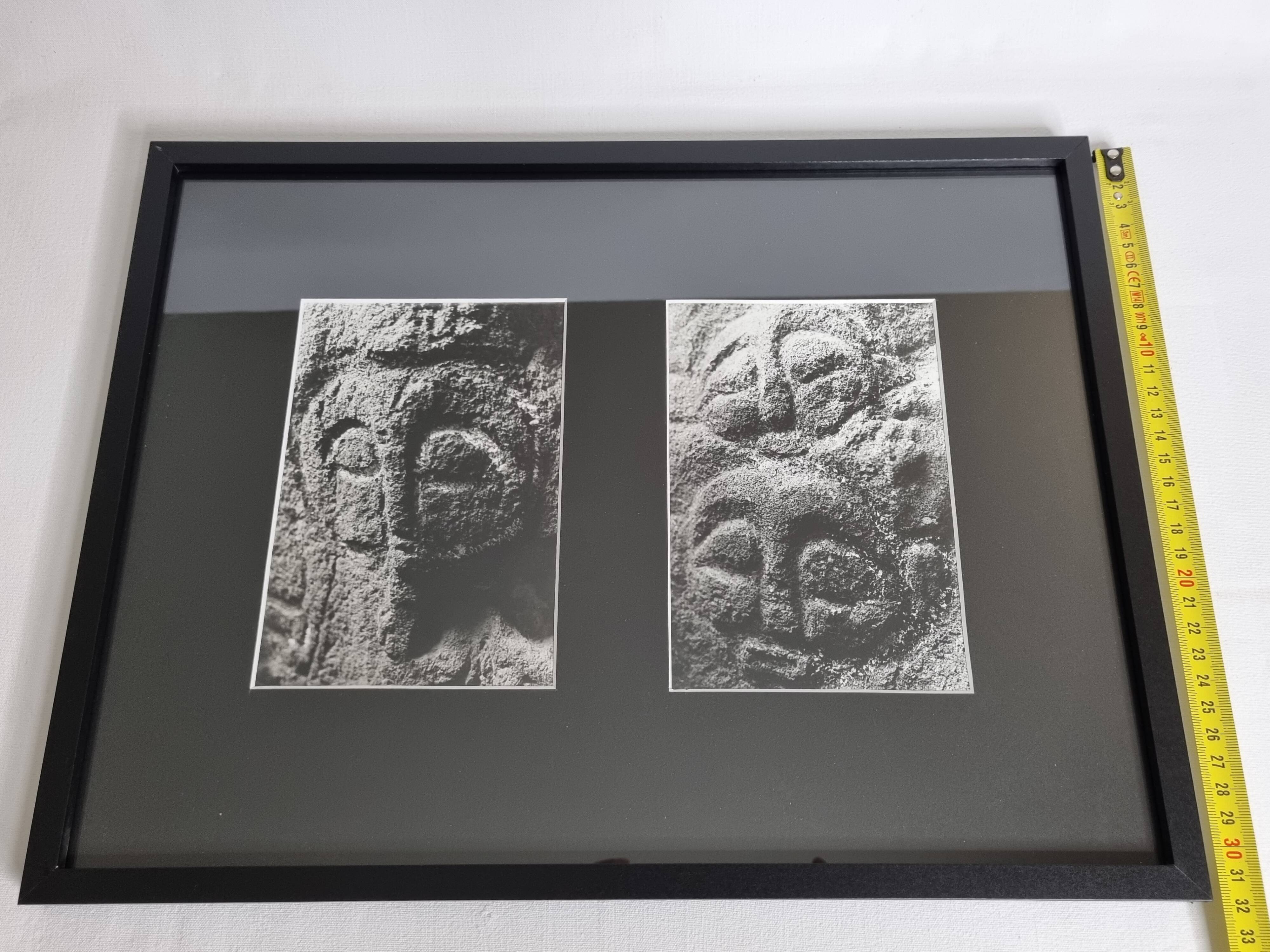 Tirages argentiques vintages encadrés, pétroglyphes de l'île de Pâques, mission ethnologique de 1970