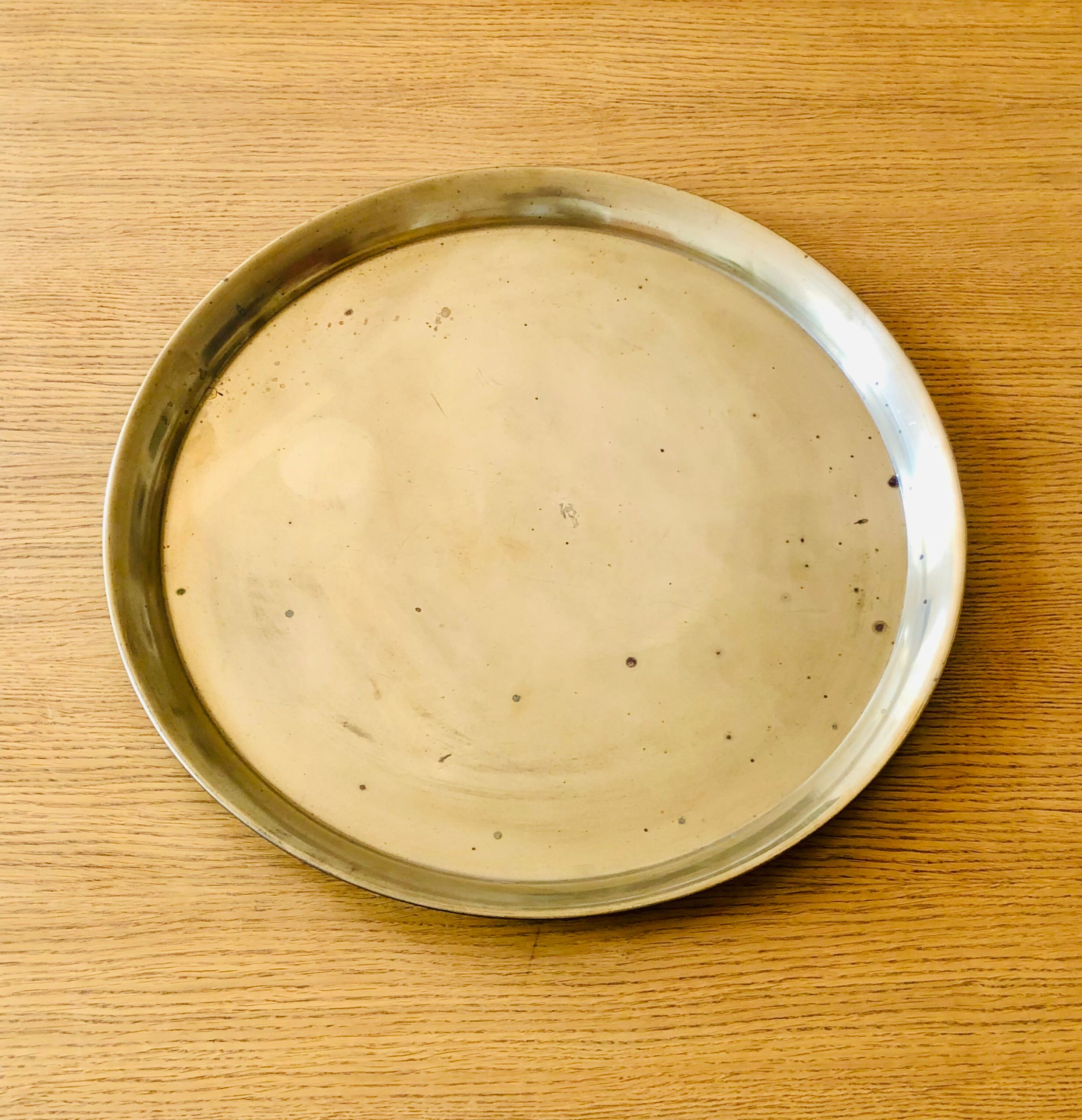 Vintage brass tray D57cm