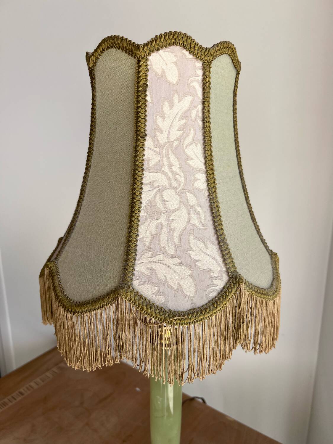 Large vintage lamp in green onyx and gilded brass - vintage lampshade