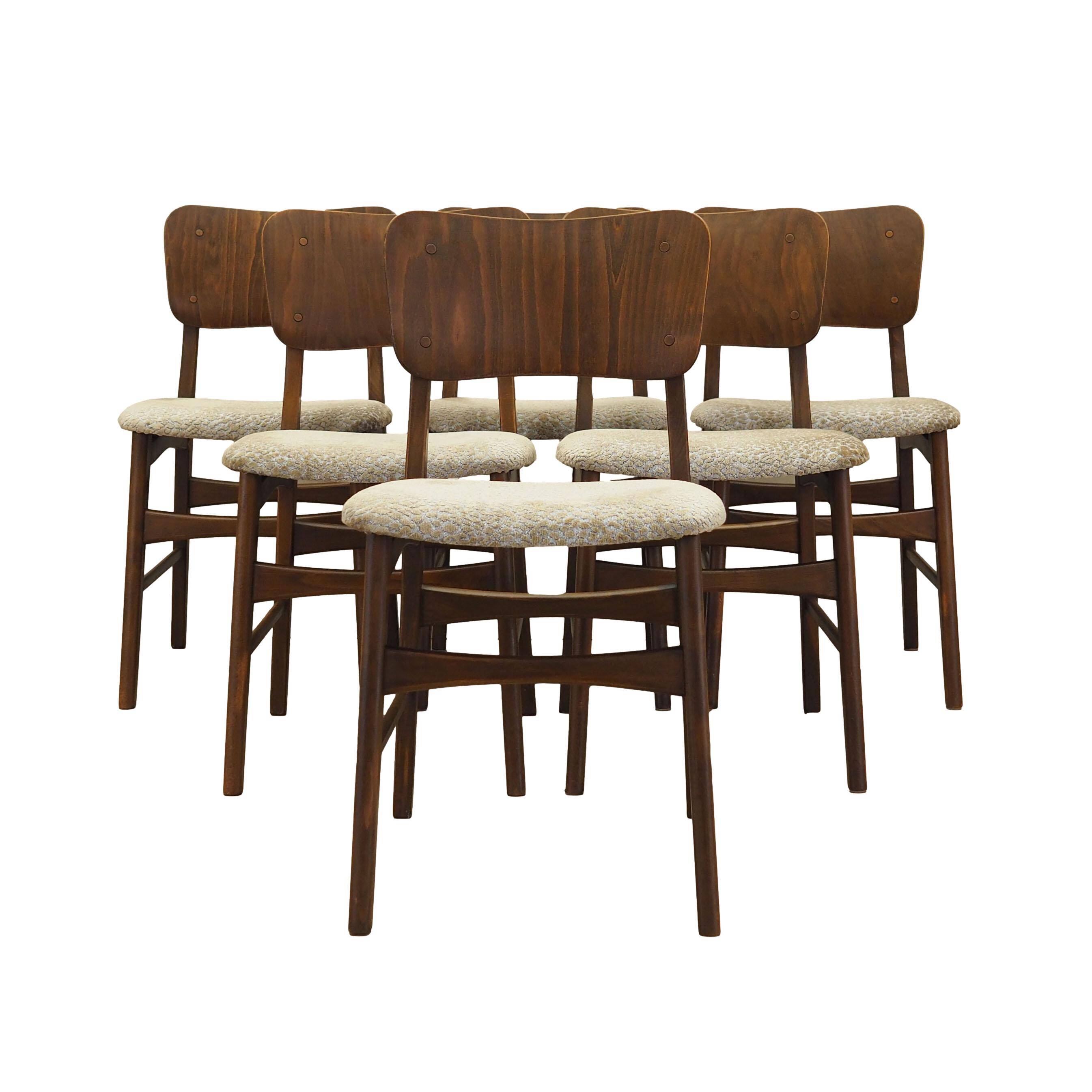 Ensemble de six chaises, design danois, années 1960, fabriquées au Danemark.