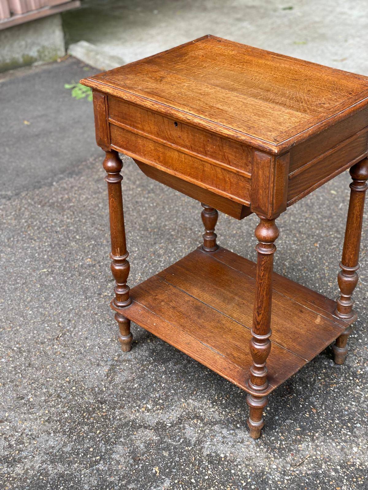 20th-century solid oak dressing table.