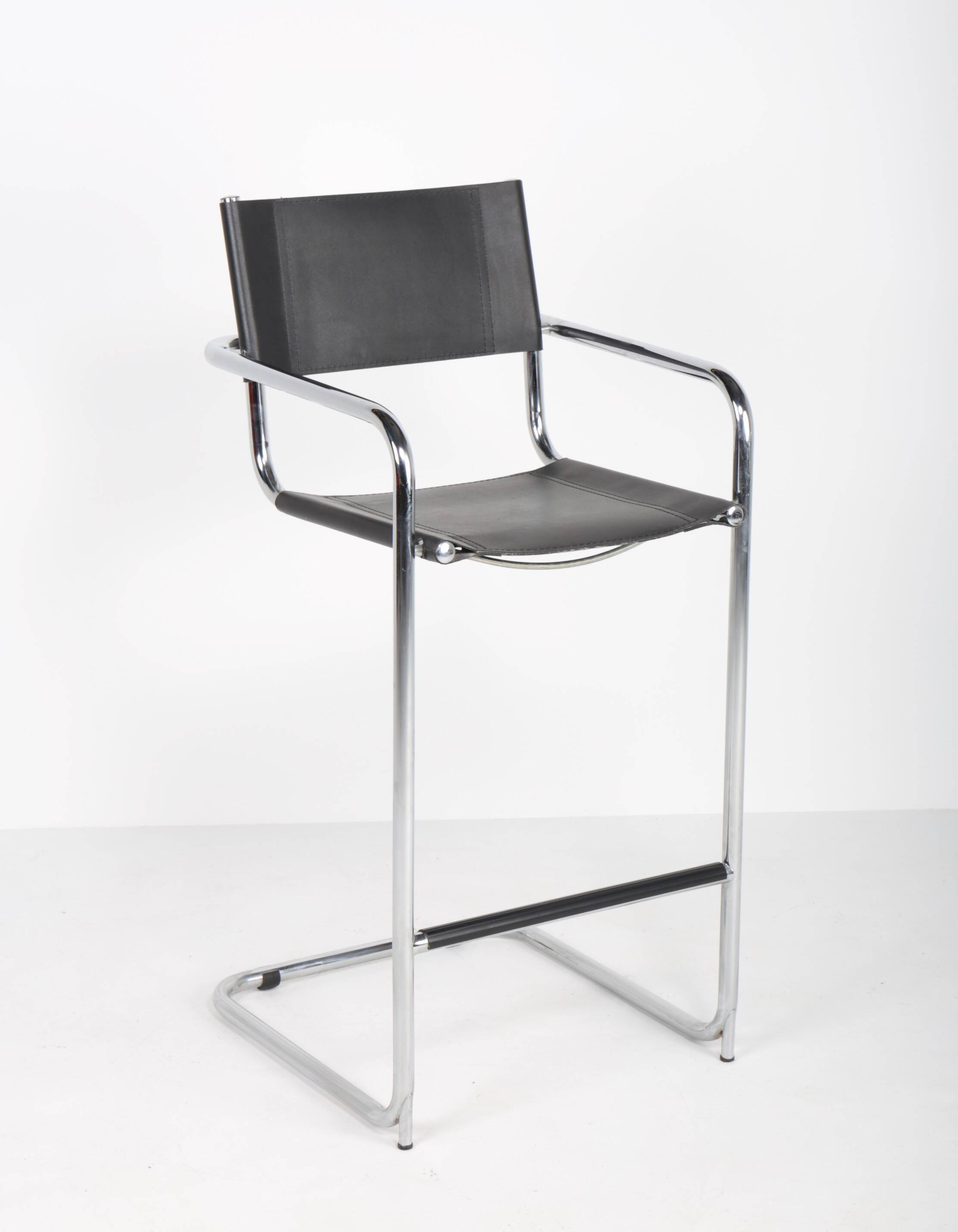 Bauhaus style tubular bar stool