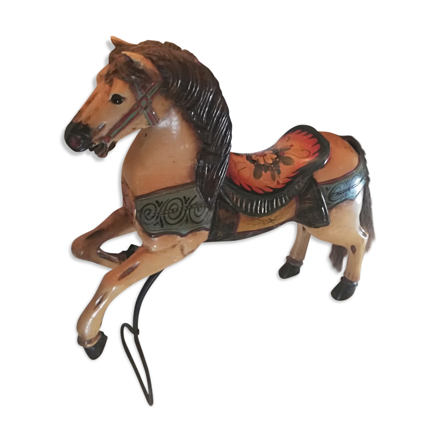 Cheval cabré de manège ou de carrousel forain en bois