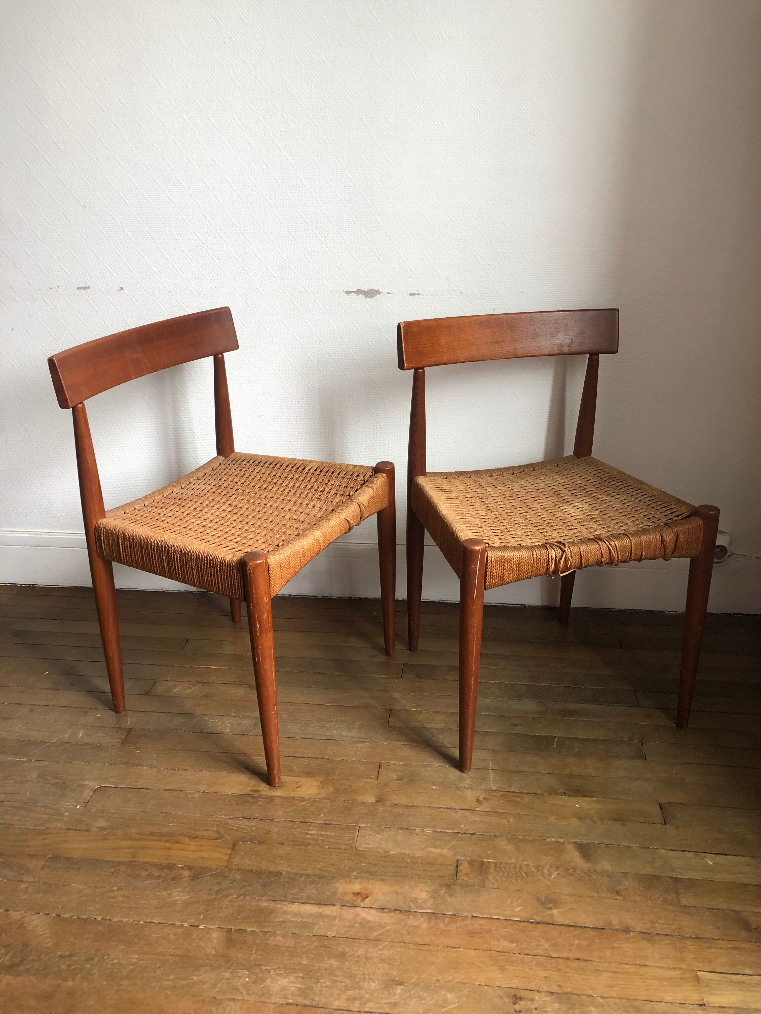 Set 2 Scandinavian chairs Mogens Kold