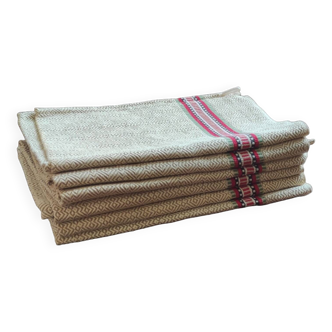 6 old hand towels