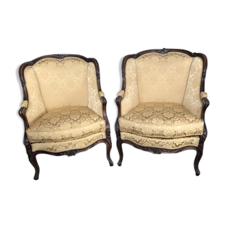 Pair of Louis XV armchairs in walnut