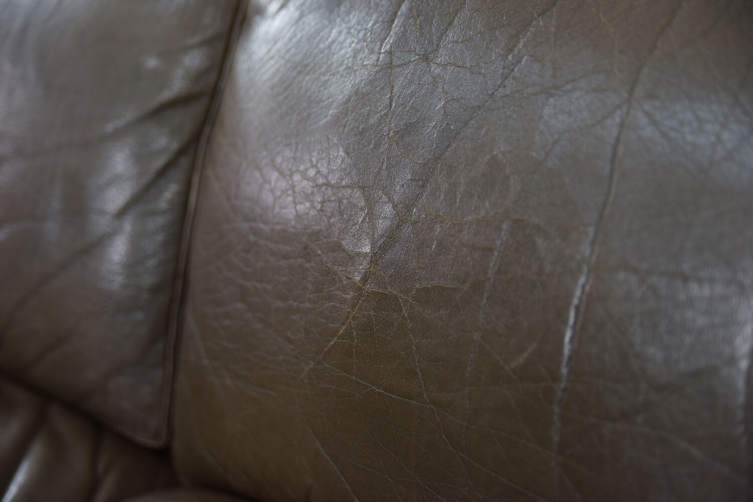 Mid-Century Modern Vintage Leather Cromwell Sofa by Arne Norell, 1960s