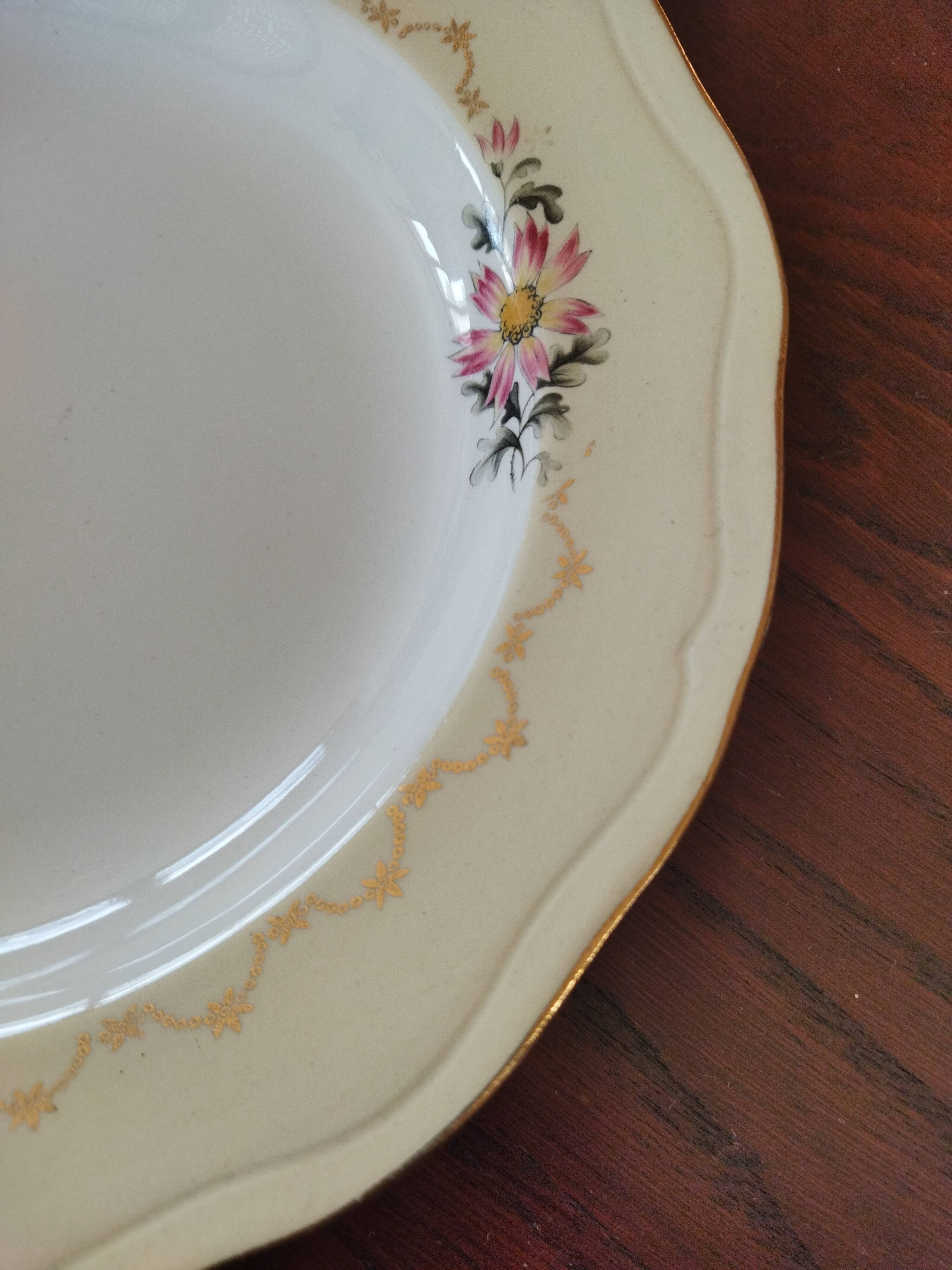 6 L’Amandinoise soup plates