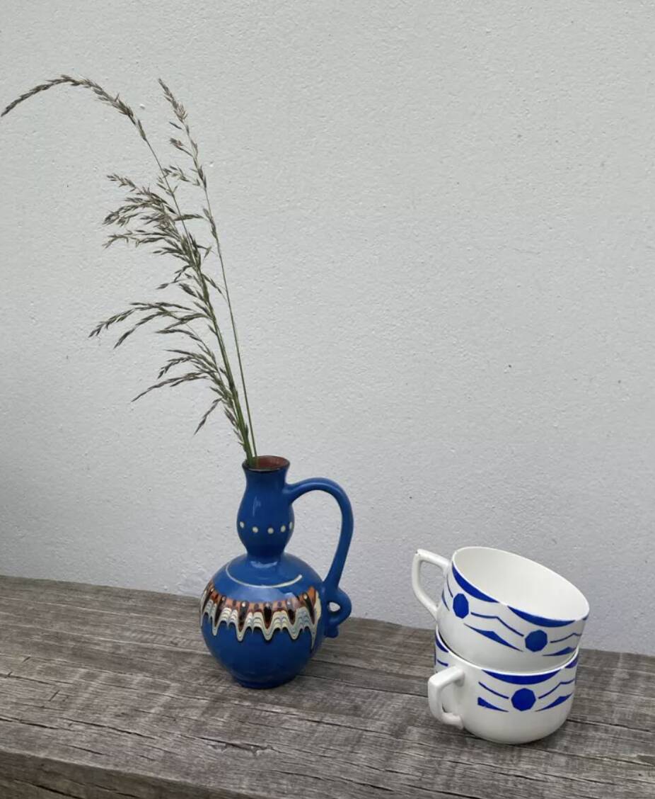 Duo de grandes tasses anciennes digoin