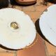 Suspension duo in green and white enamelled sheet metal new gold threads and socket