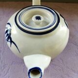 Théière en porcelaine asiatique ancienne signée et numérotée