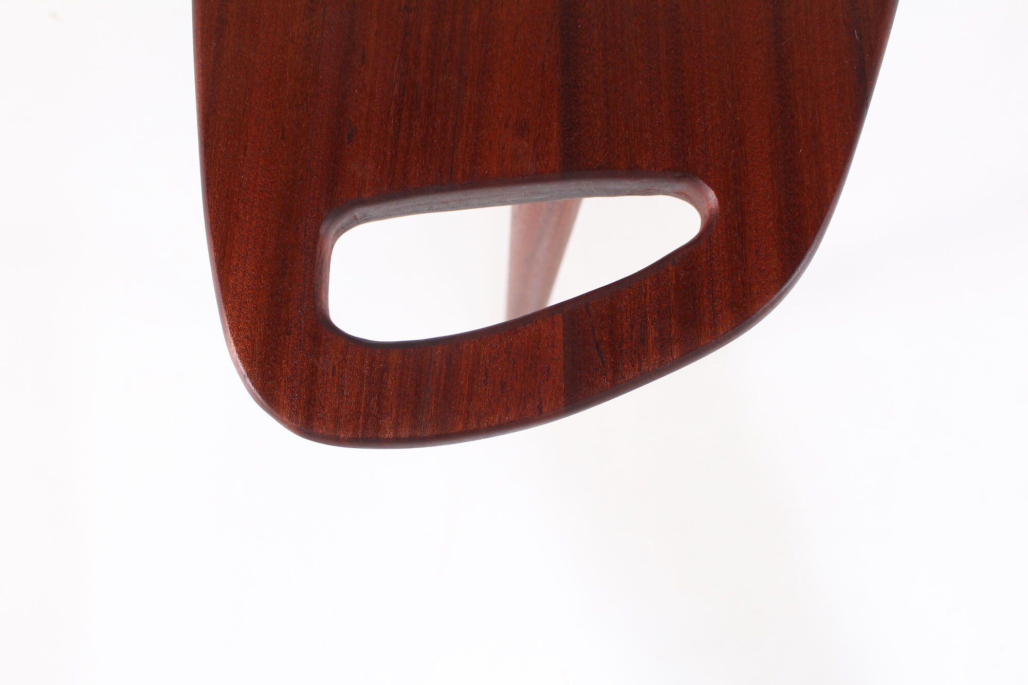 “Model 44” tripod coffee table Pierre Cruège