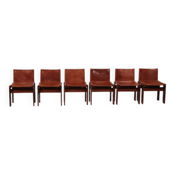 Chaises 'Monk' de Tobia & Afra Scarpa – noyer et cuir de selle cognac