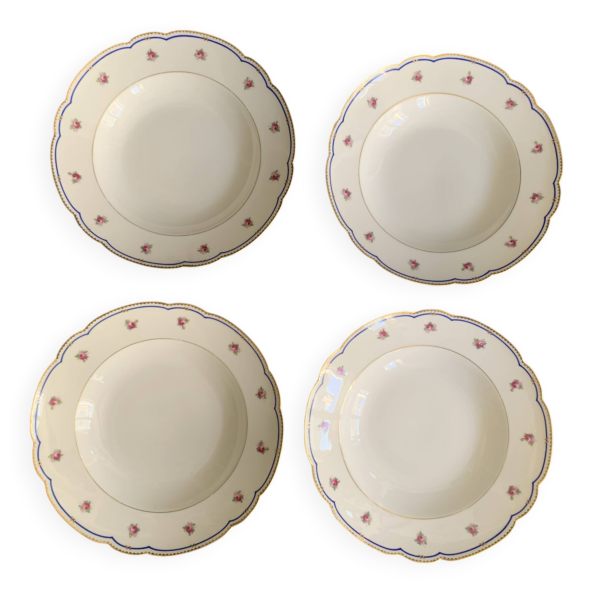 4 soup plates in Paris porcelain, "A la Reine" model, 1890, Damo