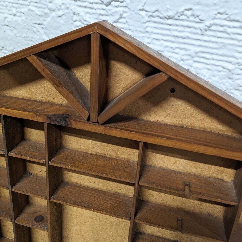 Vintage wall house