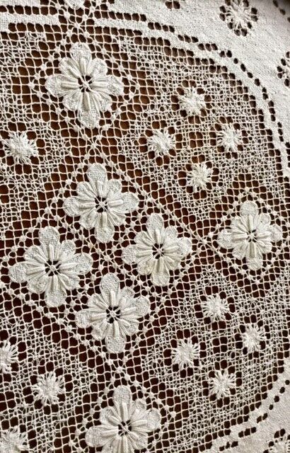 60/70 Italy fashion table made hand woven embroidered