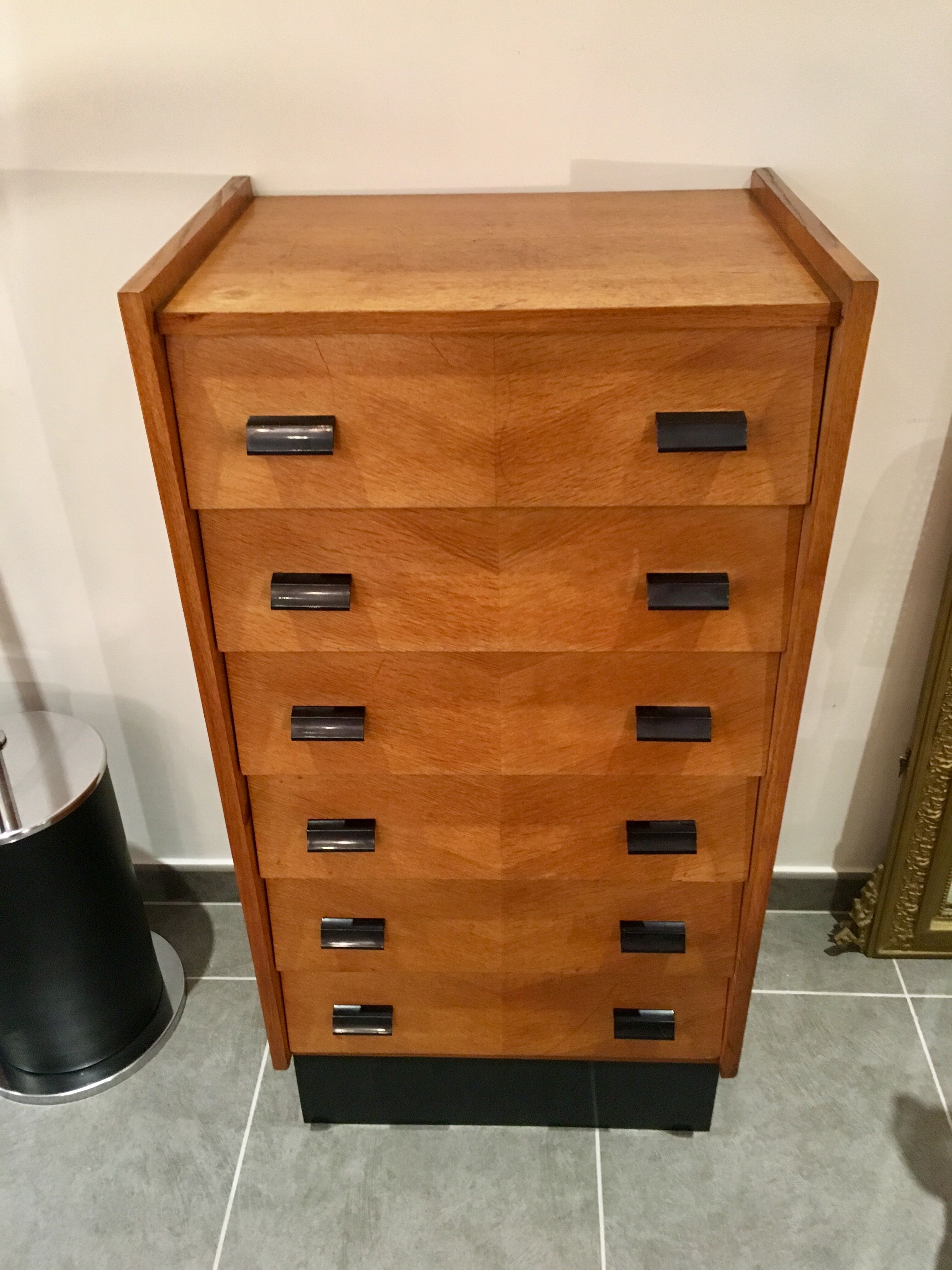 Vintage dresser