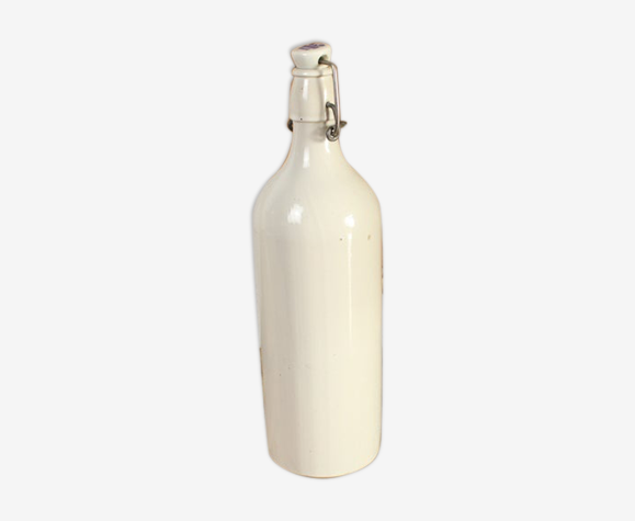 Bouteille en grès