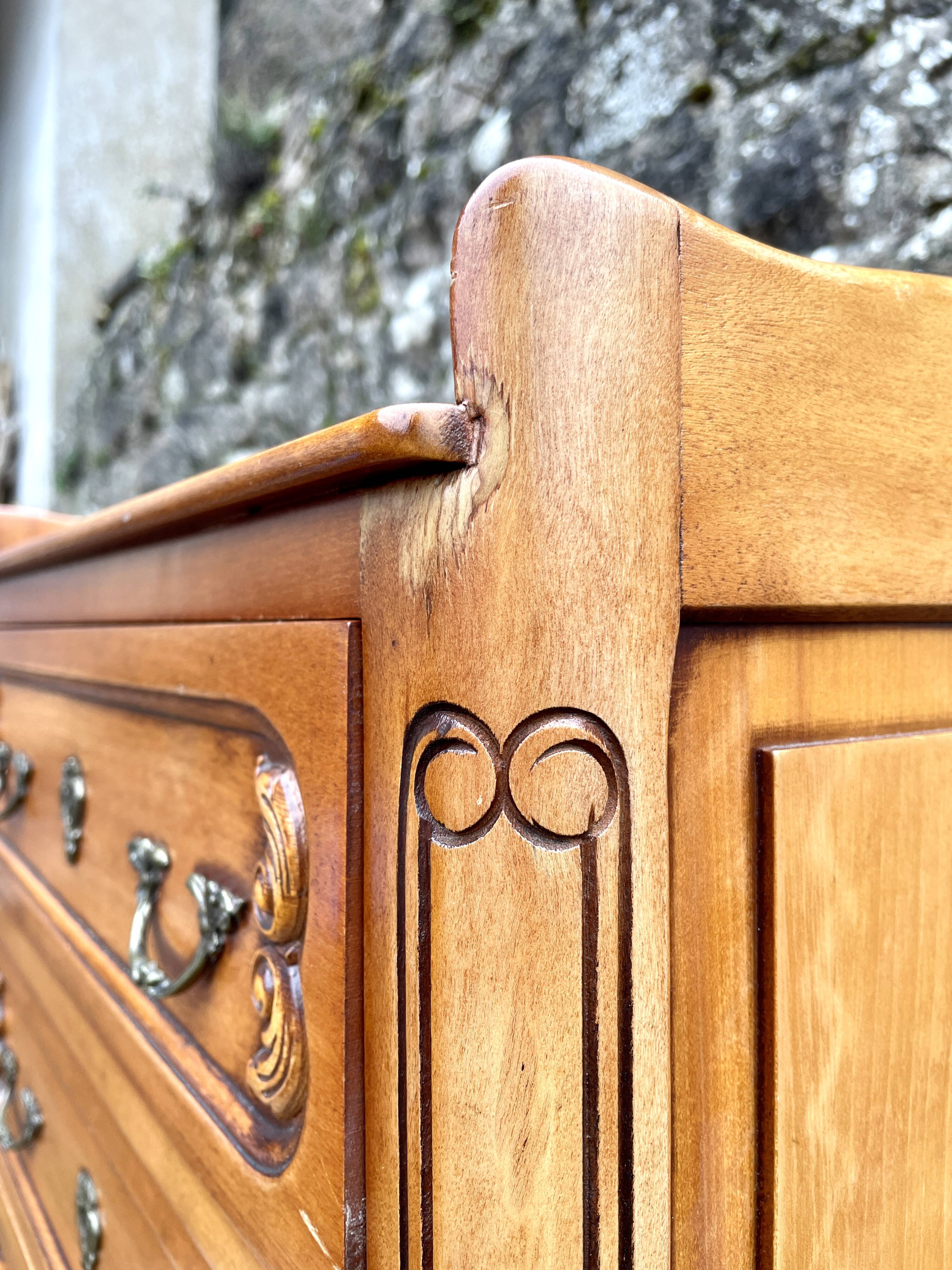 Louis XV style weekly planner