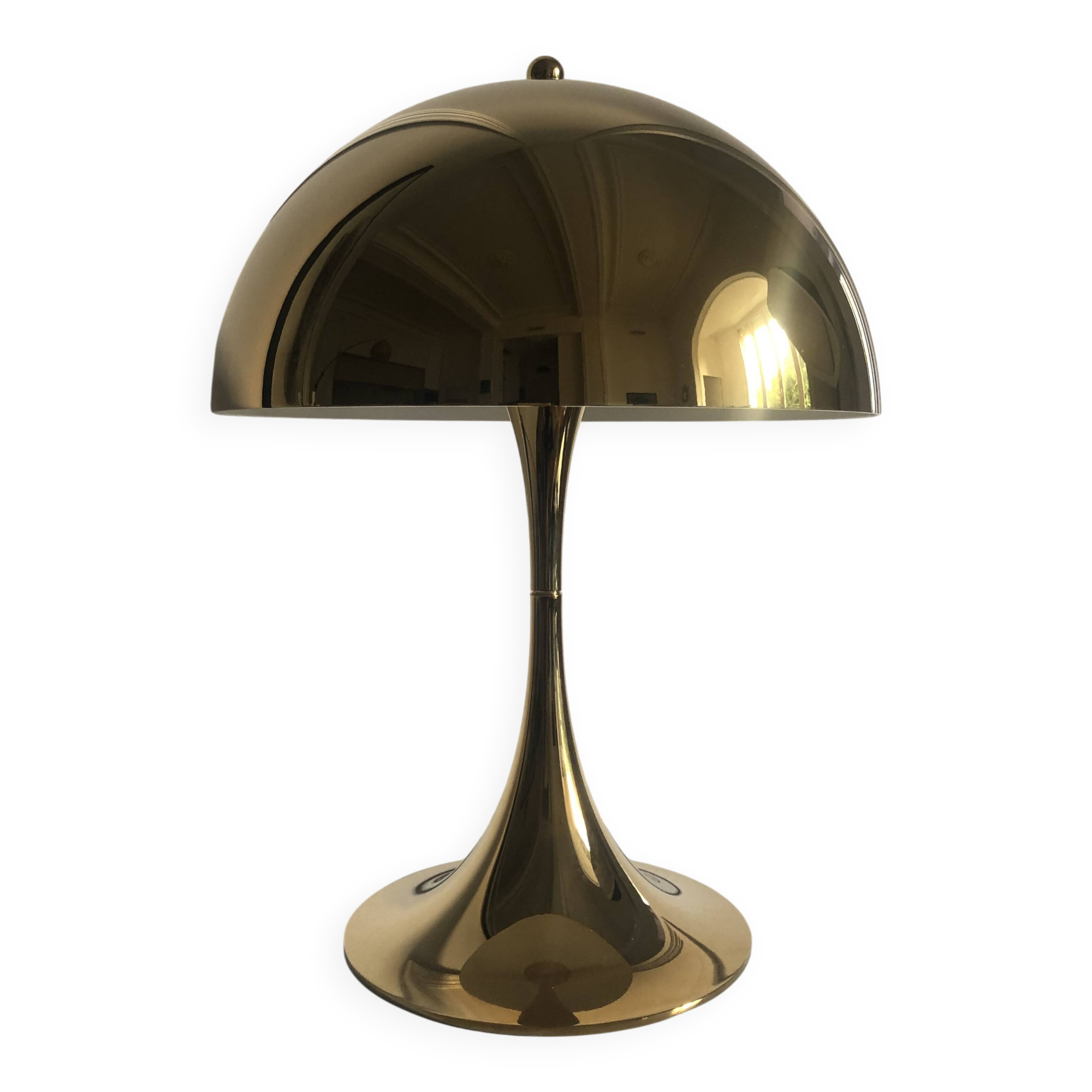 Louis Poulsen table lamp, MINI by Verner Panton