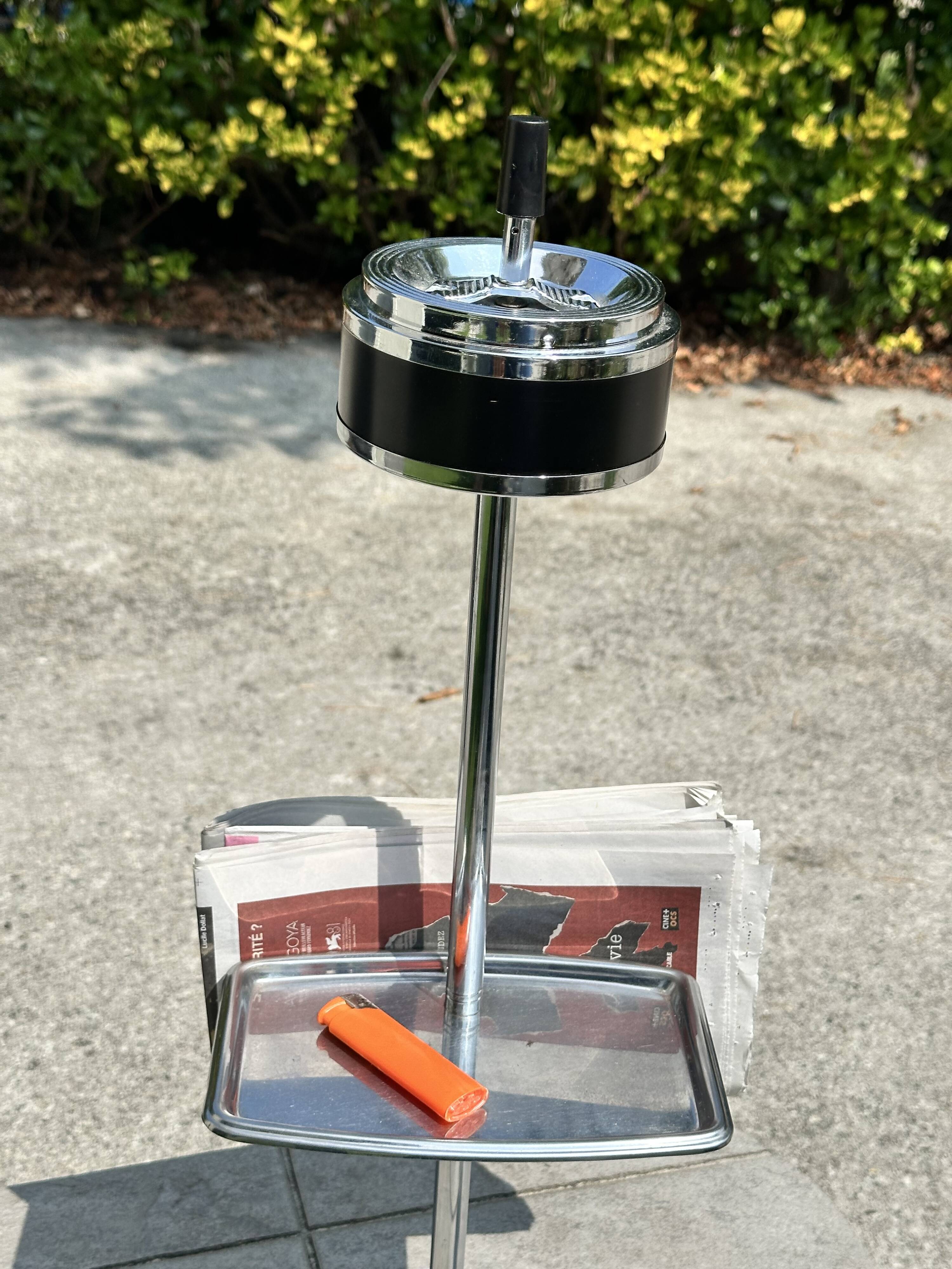 Cendrier sur Pied Vintage Années 70 - Tablette & Porte Revues/Journaux