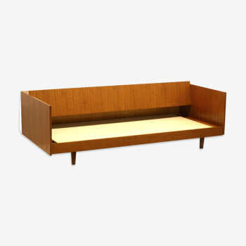 Vintage teak daybed / sofa made in the 1960s