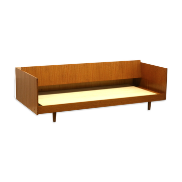 Vintage teak daybed / sofa made in the 1960s