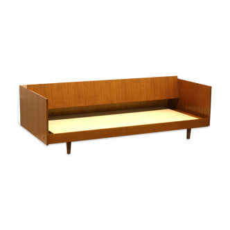 Vintage teak daybed / sofa made in the 1960s