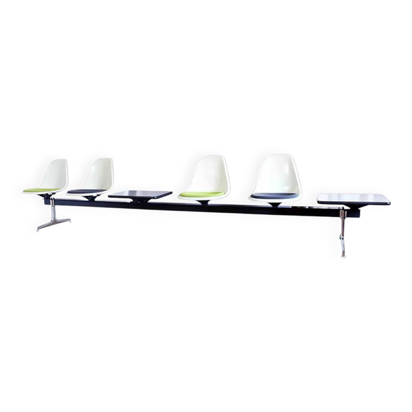Banc Eames 4 places Edition Vitra 1970 Fibre de verre