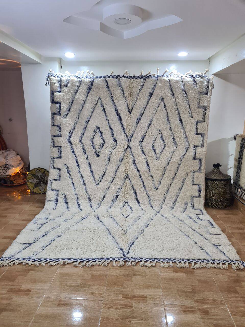 Handmade wool Berber rug 301X208 cm